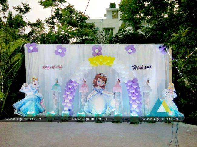 Outdoor Birthday decoration Bonsejure Hotel (1)